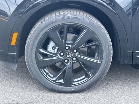 New 2025 Buick Envision Sport Touring image 12
