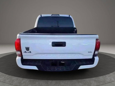 Used 2023 Toyota Tacoma SR5 image 8