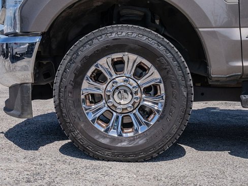 Used 2020 Ford F250 XL w/ STX Appearance Package image 32