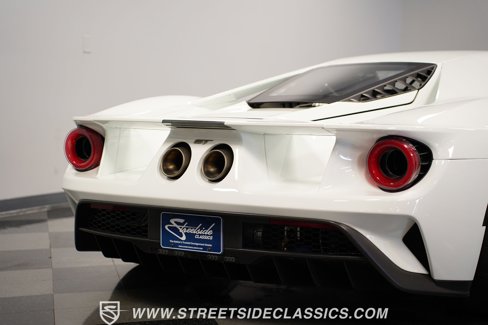 Used 2017 Ford GT image 28