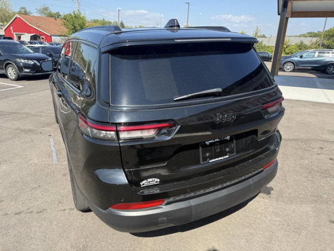 Used 2021 Jeep Grand Cherokee L Laredo image 13