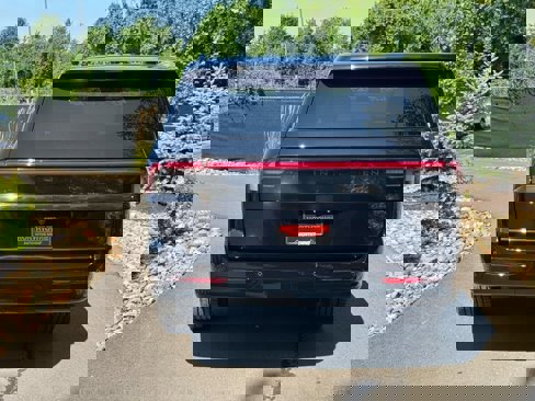 New 2025 Lincoln Navigator L Reserve image 4