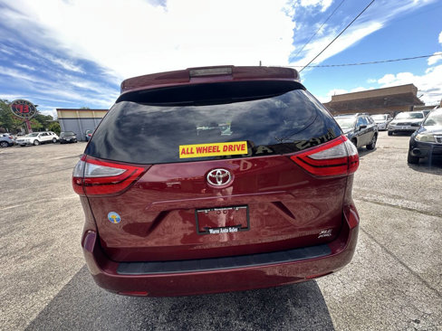 Used 2019 Toyota Sienna AWD image 21