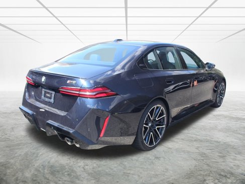 New 2026 BMW M5 w/ Executive Package image 10