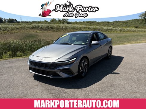 Used 2024 Hyundai Elantra Limited image 1