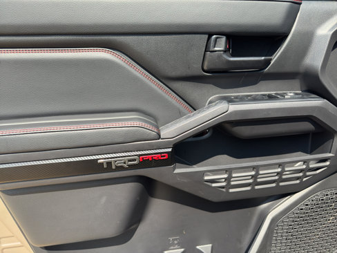 Used 2025 Toyota Tacoma TRD Pro image 11