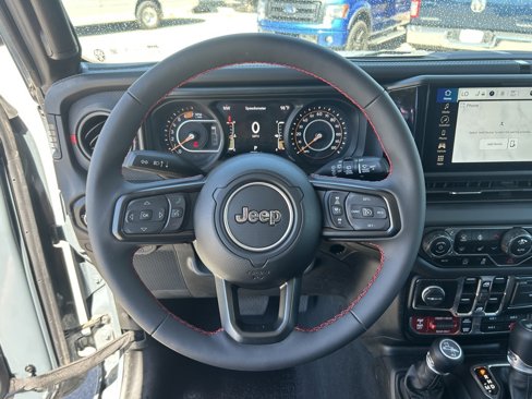 Used 2024 Jeep Wrangler Unlimited Rubicon w/ Safety Group image 23