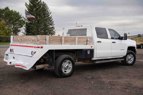 Used 2015 Chevrolet Silverado 2500 W/T image 2