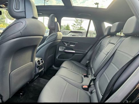 Certified 2025 Mercedes-Benz GLC 300 4MATIC image 22