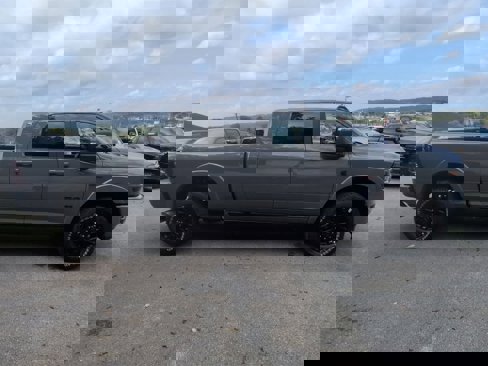 New 2026 RAM 2500 Limited image 9