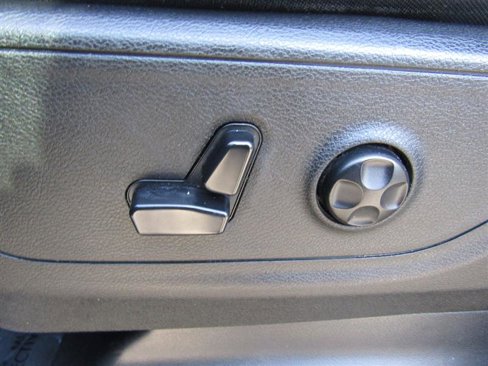 Used 2019 RAM 1500 Big Horn image 12