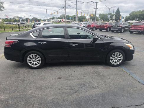 Used 2015 Nissan Altima 2.5 S image 2