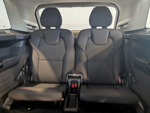 New 2026 Volvo XC90 B6 Plus w/ Protection Package Premier image 29