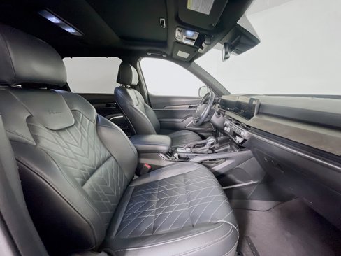 Used 2024 Kia Telluride EX X-Line image 34