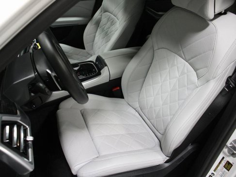 Certified 2025 BMW X5 xDrive40i w/ M Sport Package image 13
