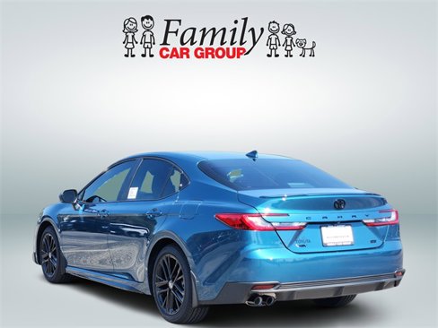 New 2026 Toyota Camry SE image 3