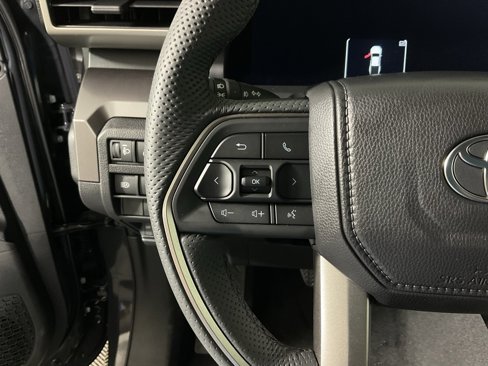 New 2025 Toyota Tacoma TRD Off-Road image 24