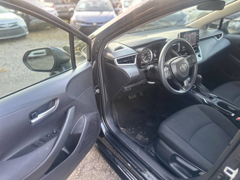Used 2021 Toyota Corolla LE image 9