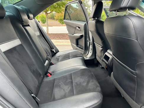 Used 2014 Toyota Camry SE image 21
