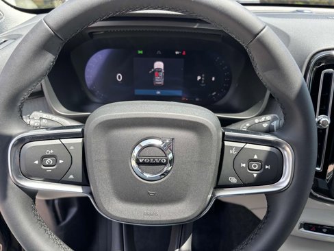 New 2026 Volvo XC40 B5 Ultra w/ Protection Package Premier image 16