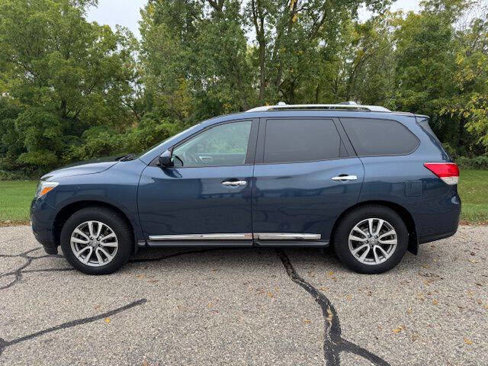 Used 2014 Nissan Pathfinder SL w/ SL Premium Package image 5