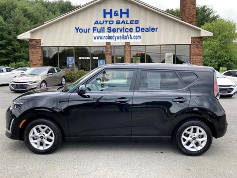 Used 2024 Kia Soul LX w/ Option Group 015 image 8