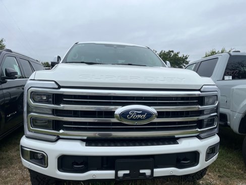 New 2026 Ford F250 Platinum w/ Platinum Plus Package image 13