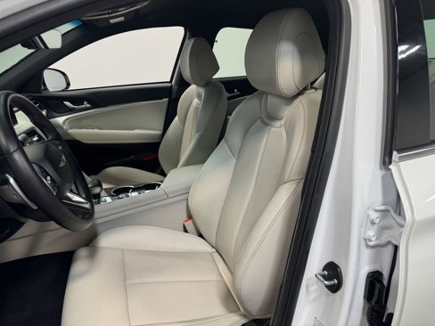 Used 2025 Genesis G70 2.5T image 60