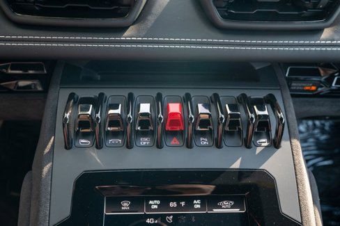 Used 2024 Lamborghini Huracan Sterrato image 33