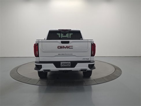 Used 2024 GMC Sierra 1500 AT4 w/ Technology Package image 14