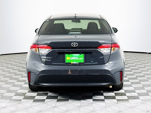 Used 2025 Toyota Corolla LE image 8