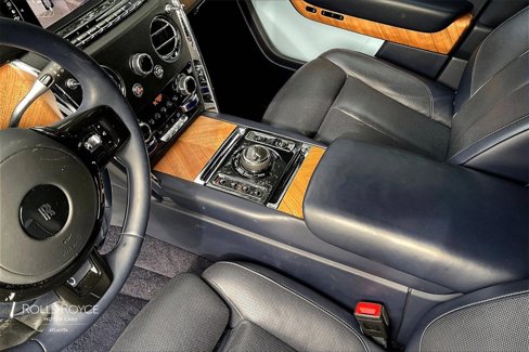 Certified 2019 Rolls-Royce Cullinan image 16