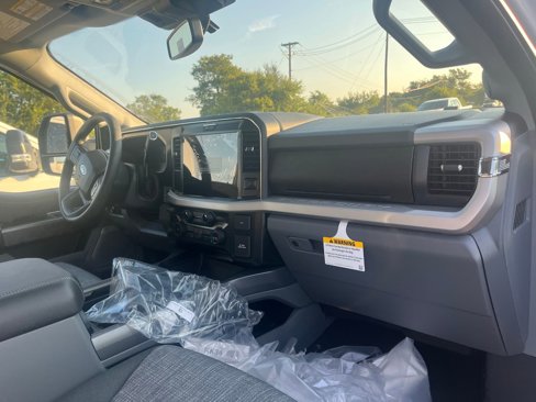 New 2026 Ford F250 XLT w/ XLT Premium Package image 10