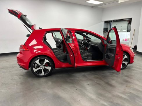 Used 2017 Volkswagen GTI GTI S image 25