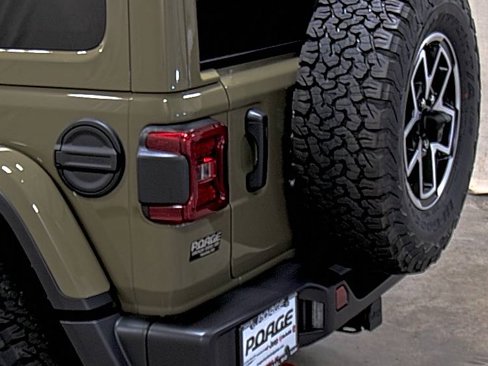 New 2025 Jeep Wrangler Unlimited Rubicon image 10
