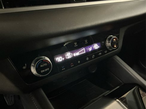 Used 2024 Mitsubishi Outlander SEL image 19