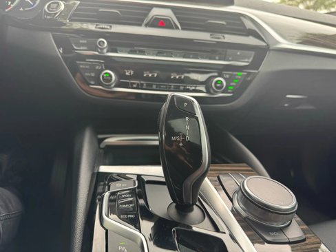Used 2018 BMW 540i xDrive image 27
