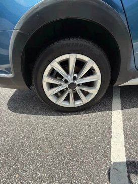 Used 2017 Volkswagen Golf Alltrack S image 17