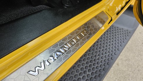 Used 2021 Jeep Wrangler Unlimited Sahara image 31