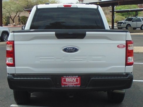 Used 2022 Ford F150 XL w/ Trailer Tow Package image 4