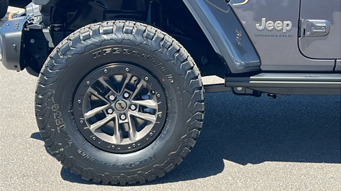 New 2025 Jeep Wrangler Unlimited Rubicon 392 image 9