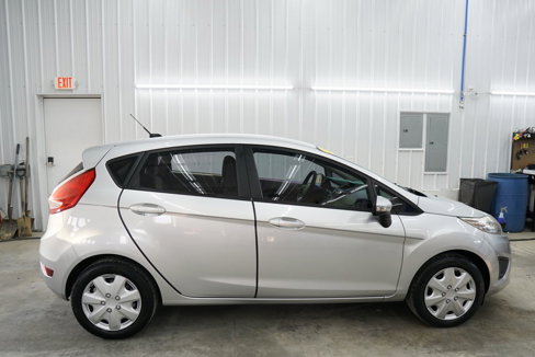 Used 2013 Ford Fiesta SE image 14
