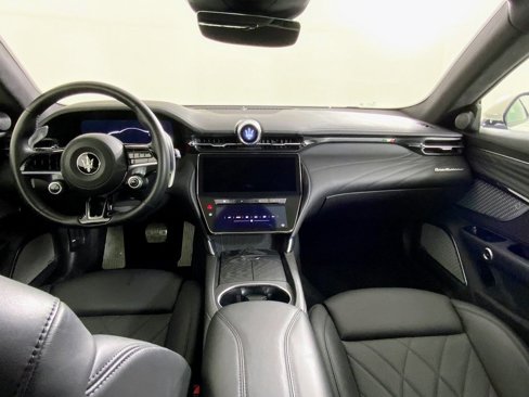 Used 2024 Maserati GranTurismo Modena image 27
