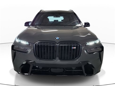 New 2026 BMW X7 M60i image 2