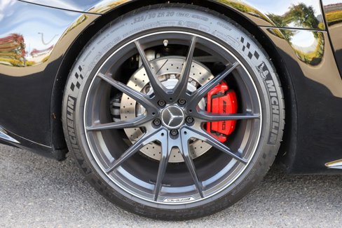 Used 2018 Mercedes-Benz AMG GT R image 20