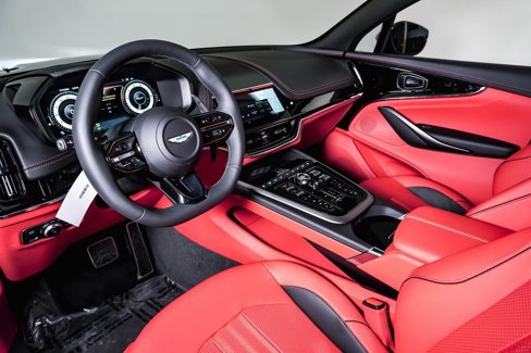 New 2025 Aston Martin DBX 707 image 20