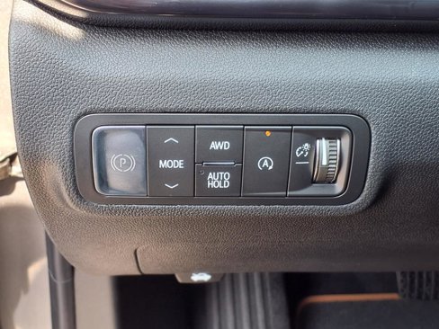 New 2026 GMC Terrain AT4 w/ Technology Package II image 13