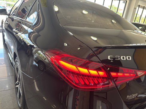 Used 2024 Mercedes-Benz C 300 4MATIC Sedan w/ AMG Line w/ Night Package image 43