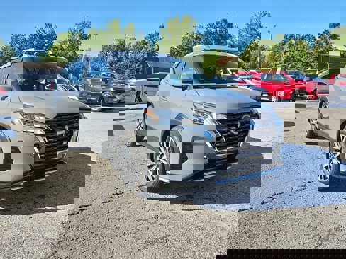 Used 2024 Nissan Kicks SV w/ Interior Electronics Package image 1