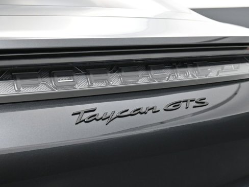 New 2025 Porsche Taycan GTS image 14